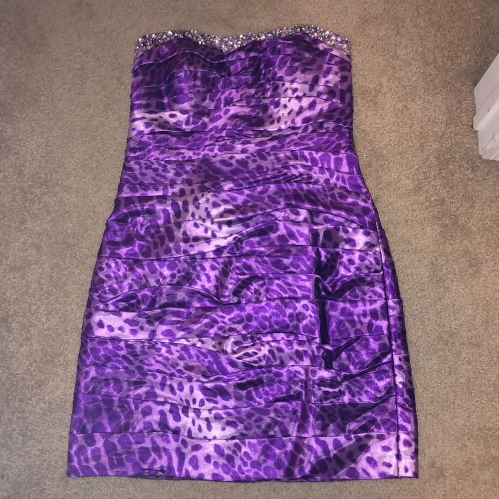 Formal purple 🔮 and crystal dress w/ Corset back